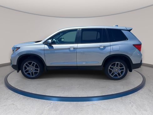 Used 2023 Honda Passport EX-L image 8