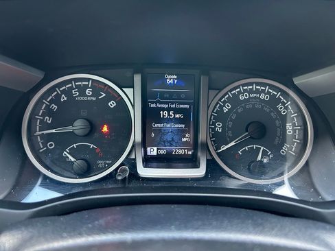 Certified 2023 Toyota Tacoma SR5 image 24