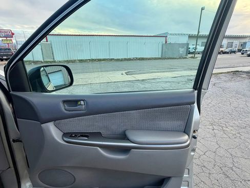 Used 2006 Toyota Sienna LE FWD image 16