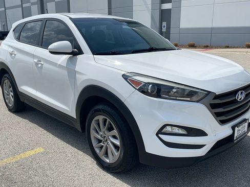 Used 2016 Hyundai Tucson SE image 4