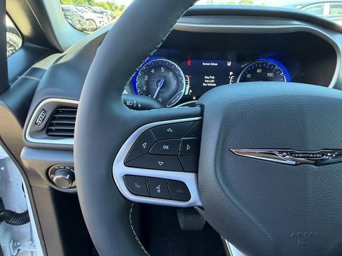 New 2026 Chrysler Voyager LX FWD image 17