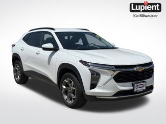 Used 2024 Chevrolet Trax LT w/ LT Convenience Package FWD 360° Tour