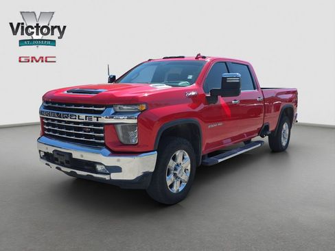 Used 2020 Chevrolet Silverado 2500 LTZ w/ LTZ Plus Package AWD/4WD image 3