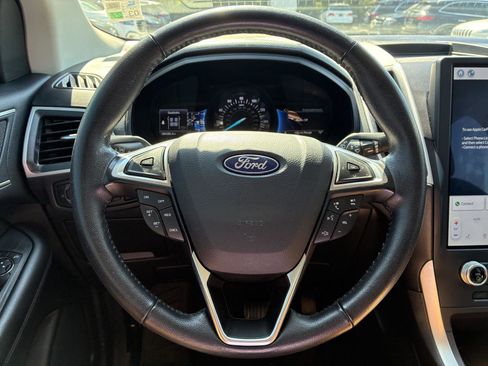 Used 2023 Ford Edge SEL AWD/4WD image 9