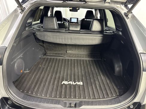 Used 2020 Toyota RAV4 XSE image 28