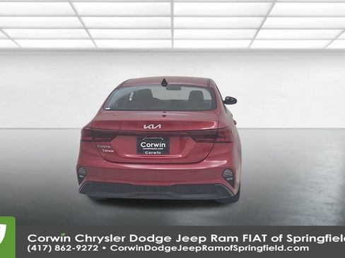 Used 2024 Kia Forte LXS image 13