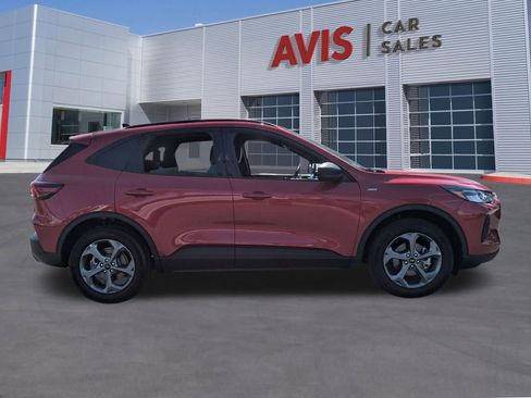 Used 2025 Ford Escape ST-Line AWD/4WD image 5