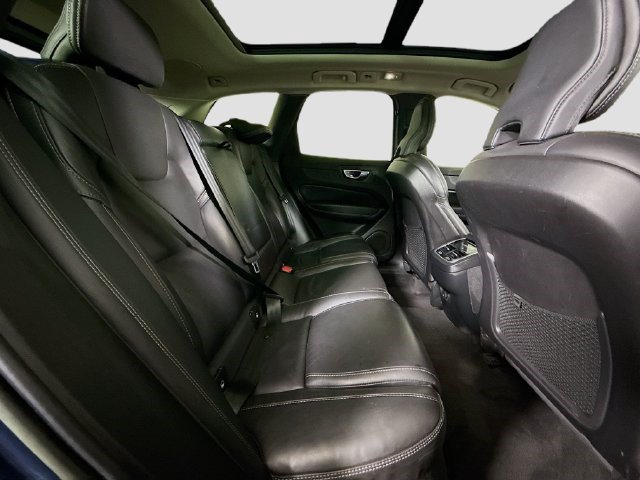 Used 2023 Volvo XC60 B5 Ultimate w/ Protection Package Premier FWD image 26