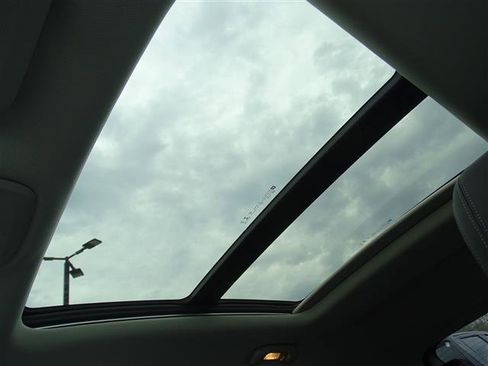 Used 2023 Buick Encore GX Essence w/ Experience Buick Package image 14