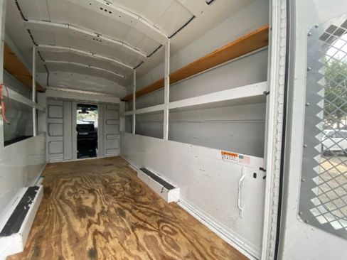 Used 2019 Mercedes-Benz Sprinter 144 image 11
