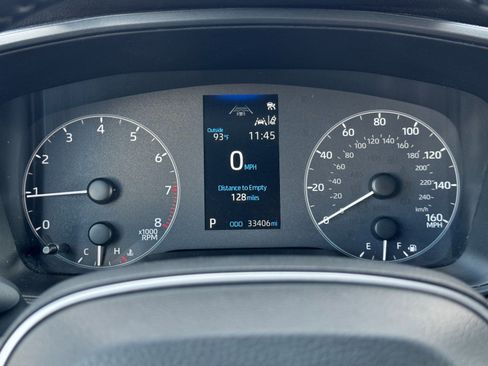 Used 2023 Toyota Corolla SE image 19