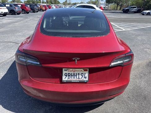 Used 2022 Tesla Model 3 RWD image 5