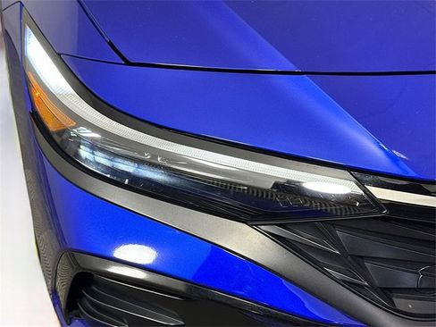 Used 2024 Hyundai Elantra SEL w/ Convenience Package image 3