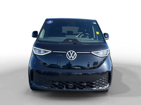 Certified 2025 Volkswagen ID. Buzz 1st Edition RWD image 8