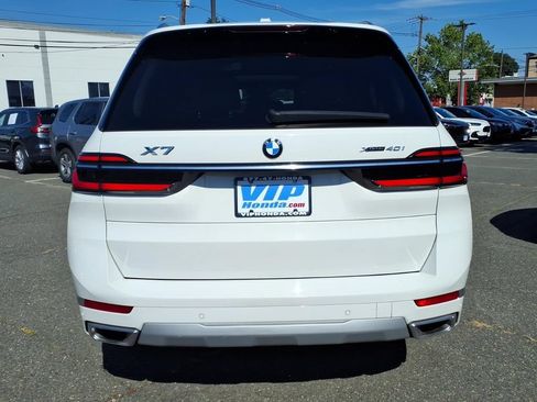 Used 2025 BMW X7 xDrive40i AWD/4WD image 5