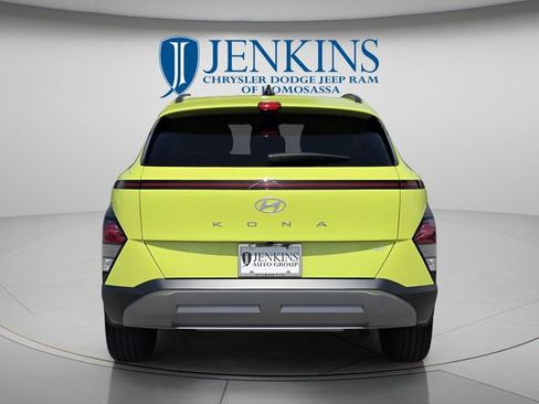 Used 2026 Hyundai Kona SEL Premium FWD image 6