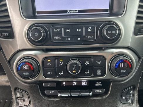Used 2017 Chevrolet Suburban Premier image 27