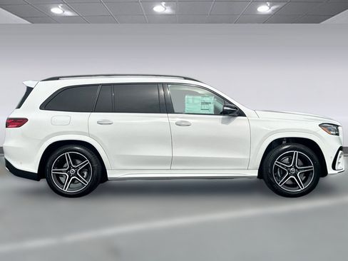 New 2026 Mercedes-Benz GLS 450 4MATIC image 8