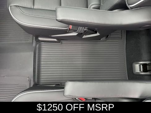 New 2026 Buick Enclave Sport Touring w/ Power Package FWD image 28