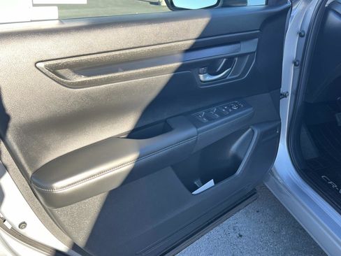 Certified 2023 Honda CR-V EX image 6