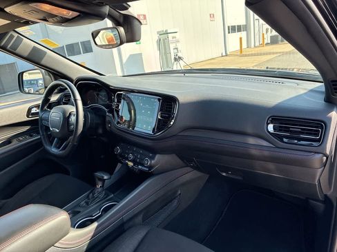 Used 2025 Dodge Durango GT RWD image 28