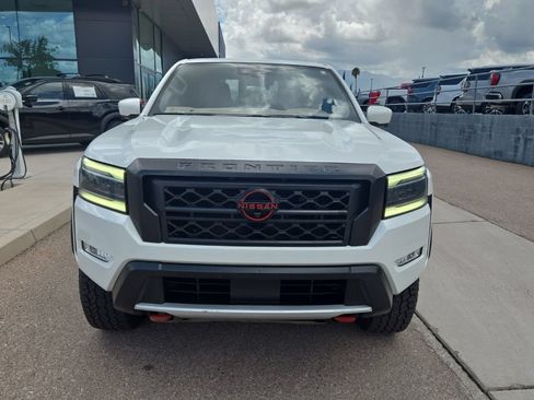 Used 2022 Nissan Frontier PRO-4X w/ Pro-4X Premium Package AWD/4WD image 2
