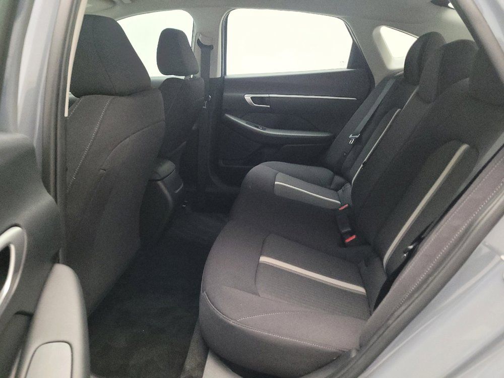 Used 2025 Hyundai Sonata SE FWD image 18