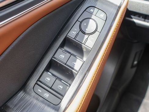 New 2026 Nissan Rogue Platinum image 16