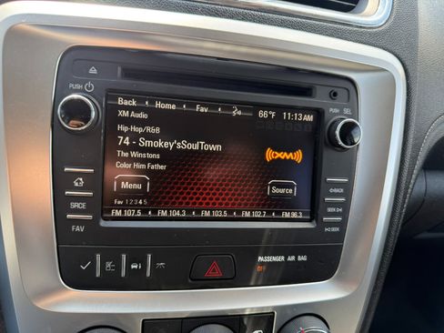 Used 2016 GMC Acadia SLE image 12