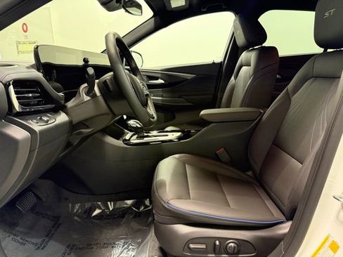 New 2026 Buick Envista Sport Touring w/ Convenience I Package FWD image 13