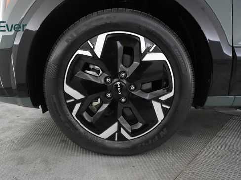 Used 2023 Kia Niro Wind FWD image 18