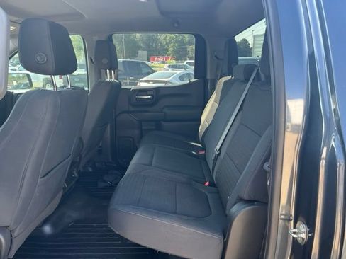 Used 2022 Chevrolet Silverado 1500 Custom w/ LPO, Blackout Package RWD image 11