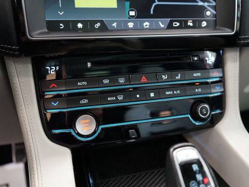 Used 2020 Jaguar F-PACE SVR AWD/4WD image 42