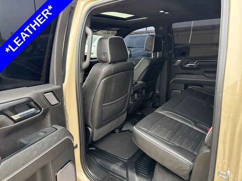 Used 2022 GMC Sierra 1500 AT4X image 7