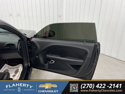 Used 2018 Dodge Challenger GT w/ Technology Group image 10