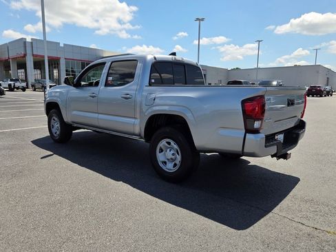 Certified 2023 Toyota Tacoma SR AWD/4WD image 8
