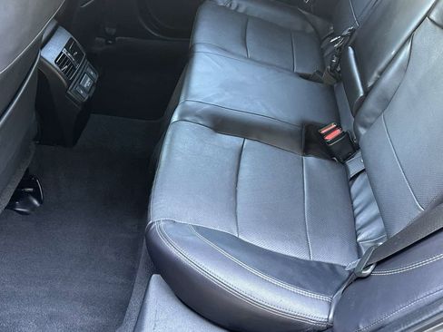 Used 2018 Subaru Outback 2.5i Limited AWD/4WD image 18