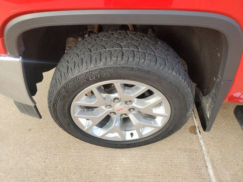 Used 2018 GMC Sierra 1500 SLT w/ SLT Premium Package image 38