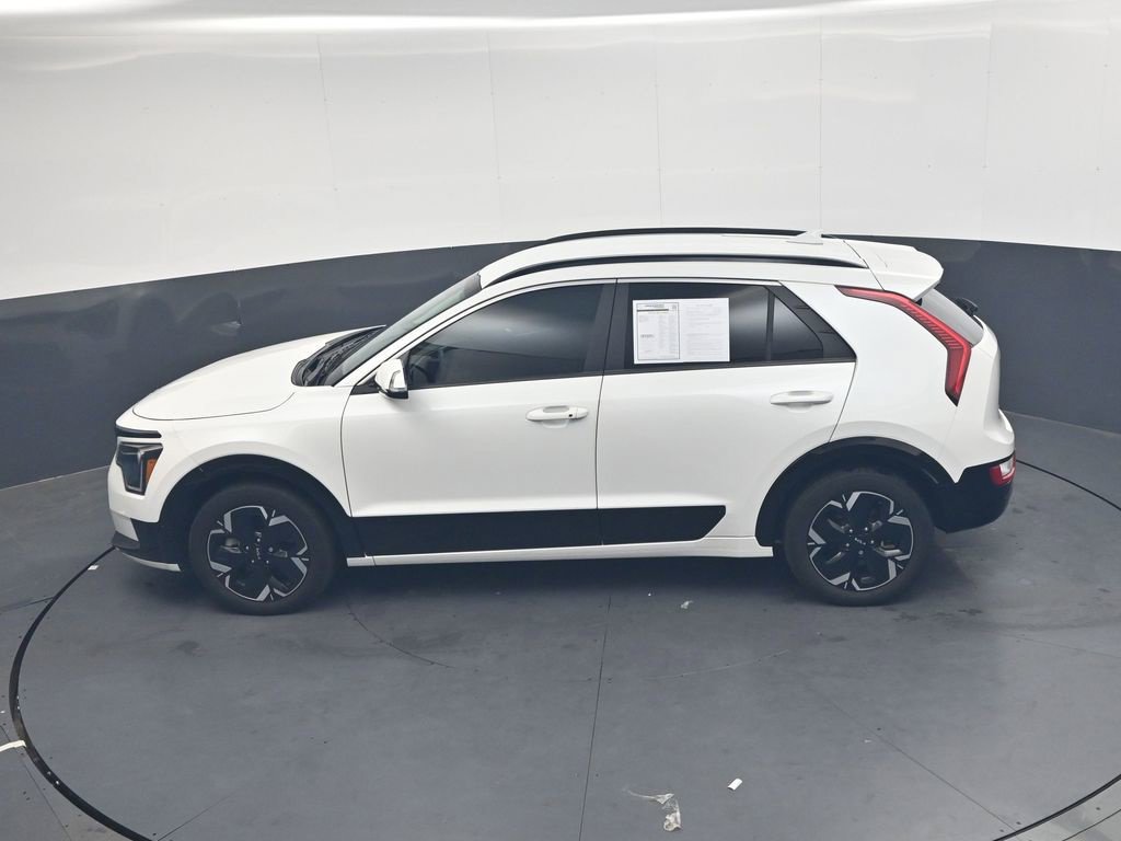 Used 2024 Kia Niro Wind FWD image 31