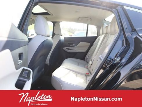 New 2026 Nissan Sentra SL w/ Floor Mat Package FWD image 25