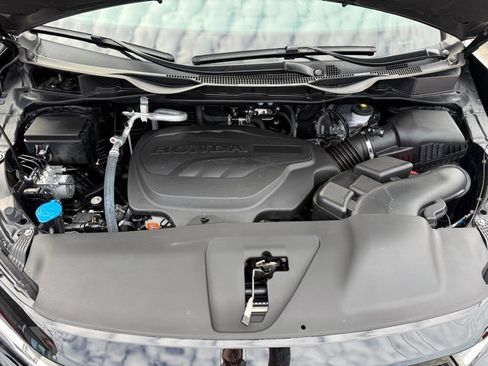 Used 2025 Honda Odyssey Sport-L image 44