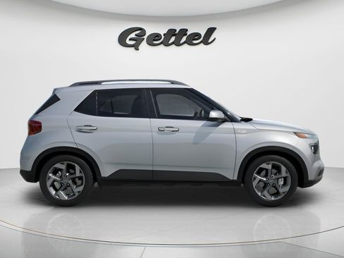New 2026 Hyundai Venue SEL FWD image 5