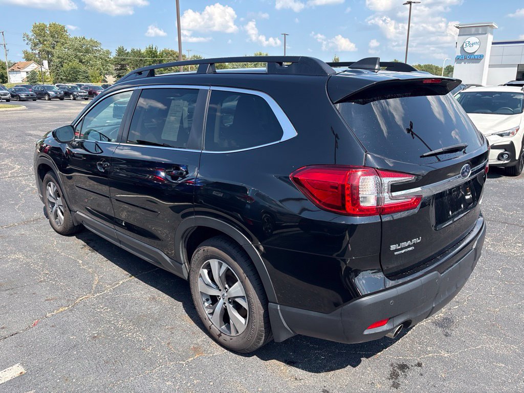 Used 2024 Subaru Ascent Premium w/ Convenience Package AWD/4WD image 5