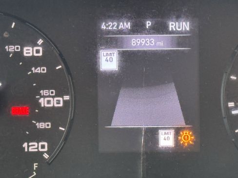Used 2023 RAM ProMaster 2500 FWD image 9