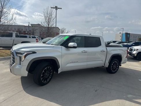 Used 2025 Toyota Tundra Limited image 6