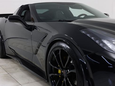 Used 2014 Chevrolet Corvette Stingray Coupe w/ 2LT Preferred Equipment Group RWD image 43