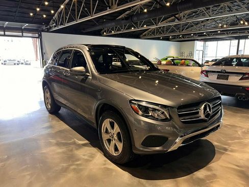 Used 2018 Mercedes-Benz GLC 300 image 7