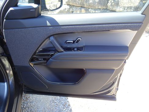 Certified 2024 Land Rover Range Rover Sport Dynamic SE image 26