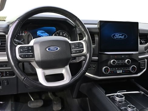 Used 2023 Ford Expedition Max XLT AWD/4WD image 12