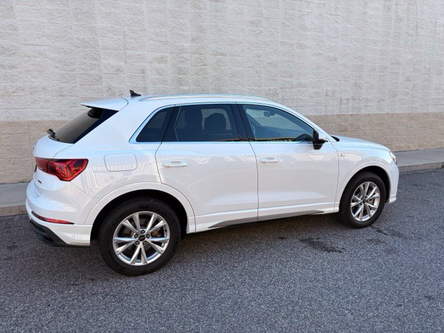 Used 2025 Audi Q3 2.0T Premium AWD/4WD image 4